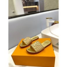 Louis Vuitton Slippers